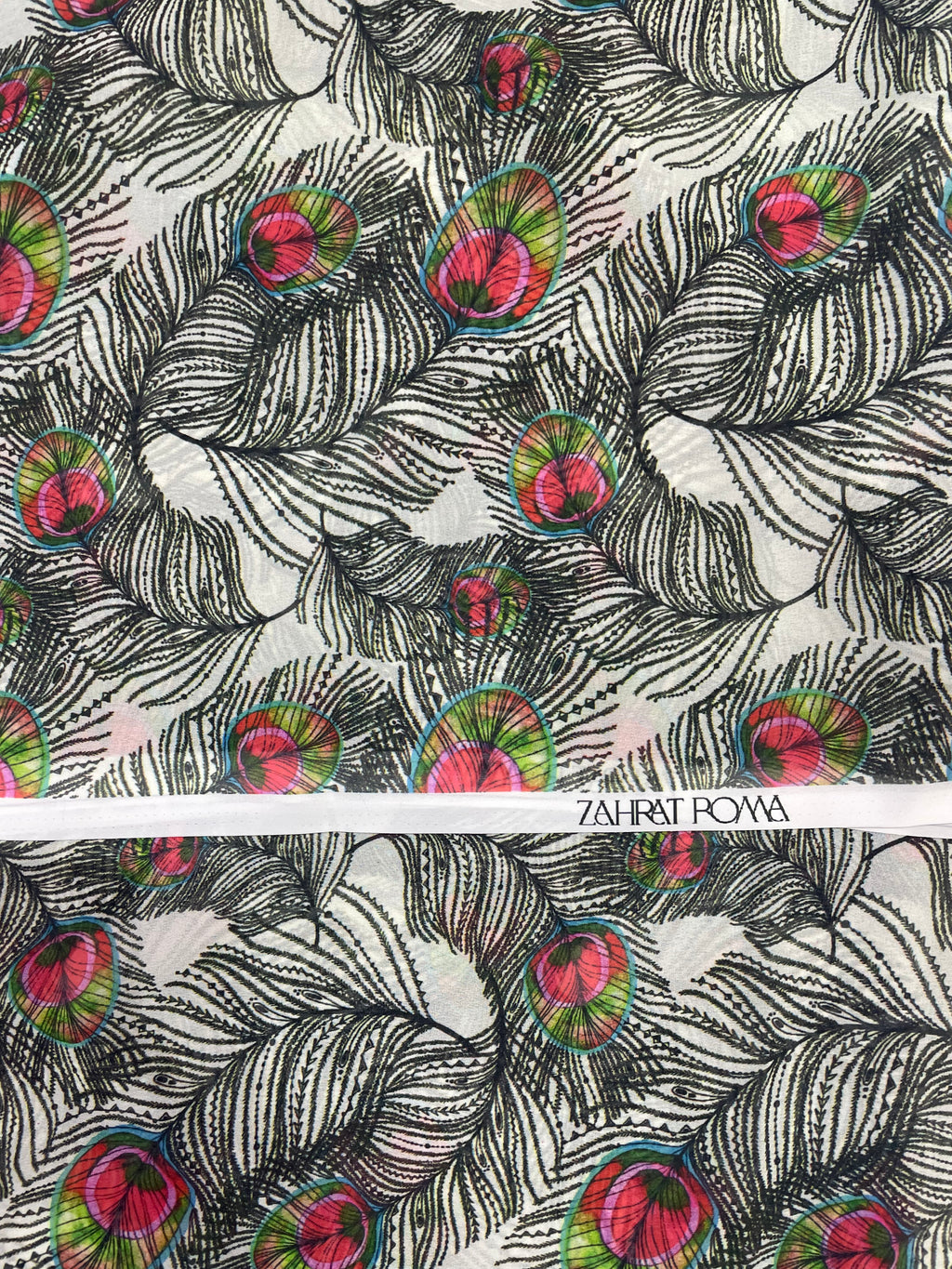 Noir Feather Tobe – ANM02