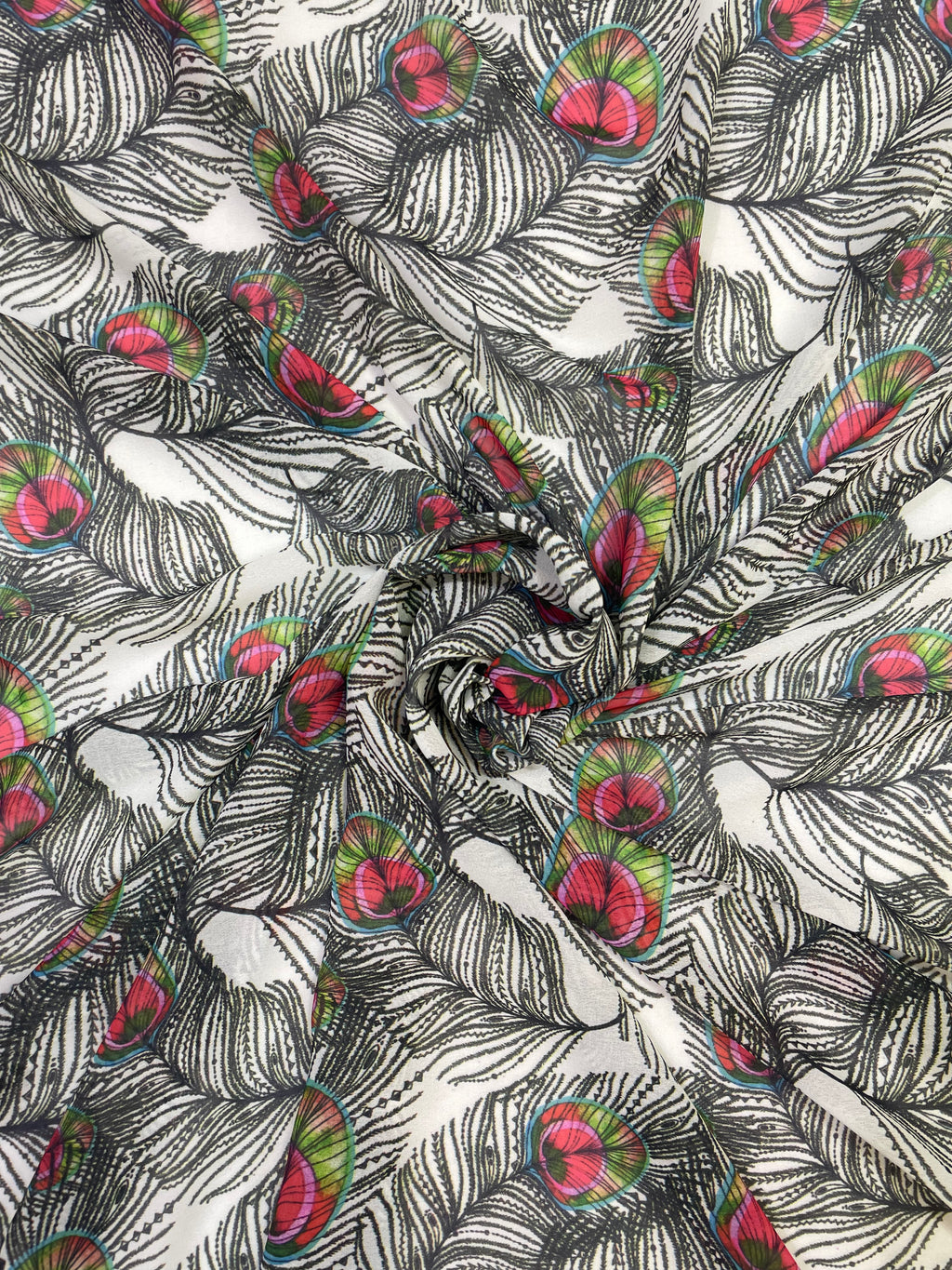 Noir Feather Tobe – ANM02